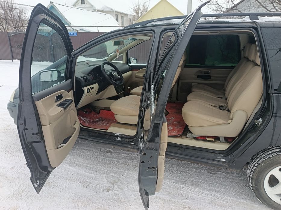 Шаран 2.8 2002г.в