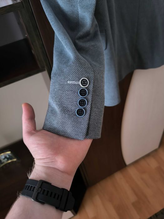 Сако. Размер М. Перфектно състояние.