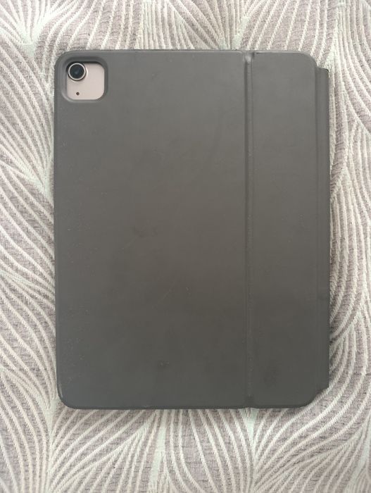Продам IPad Air 11 M3 (2025) под ремонт