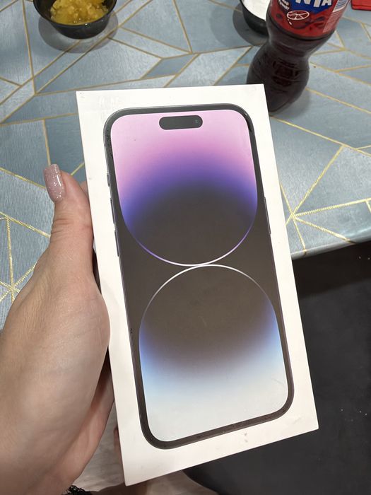 iPhone 14 Pro в отличном состоянии.