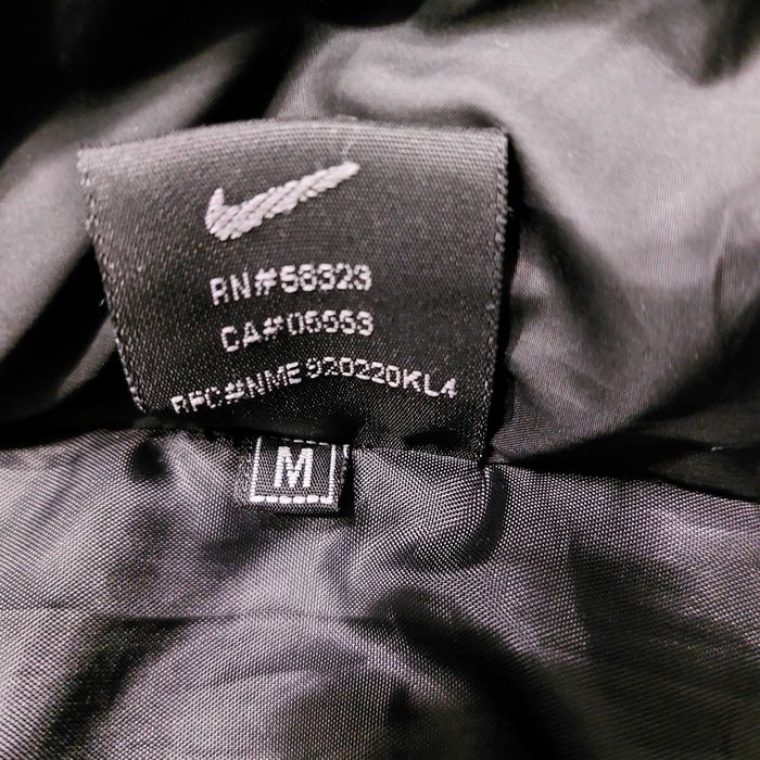 Мъжко зимно яке NIKE