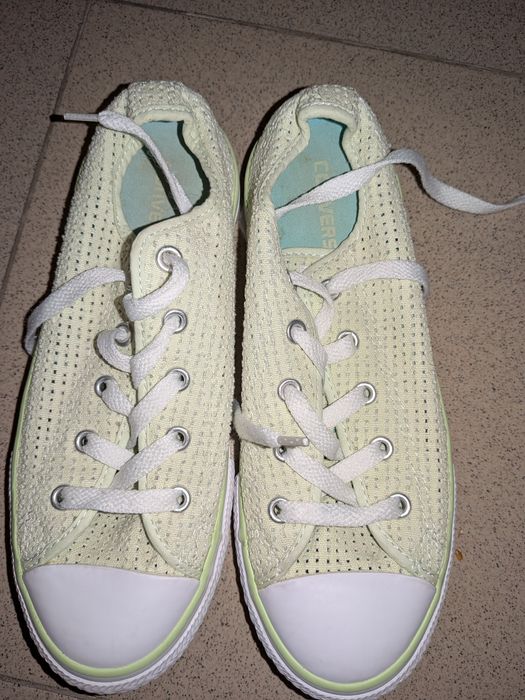 2 perechi tenisi Converse fete m. 35