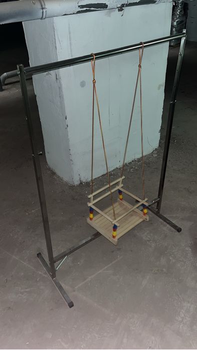 Качеля детская, новая, почти не использовалась