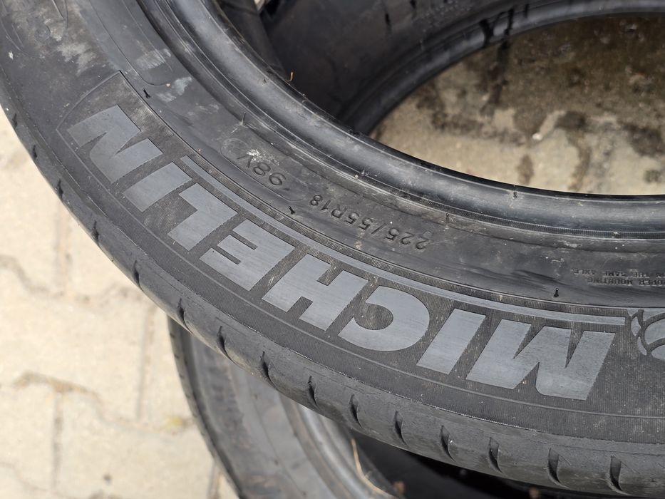 225 55 18 Michelin