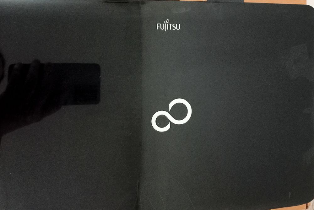 Ноутбук сатамын.