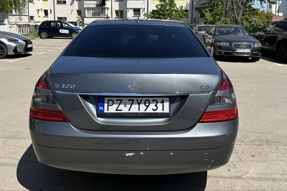 Mercedes-Benz S-Class S320 CDI.