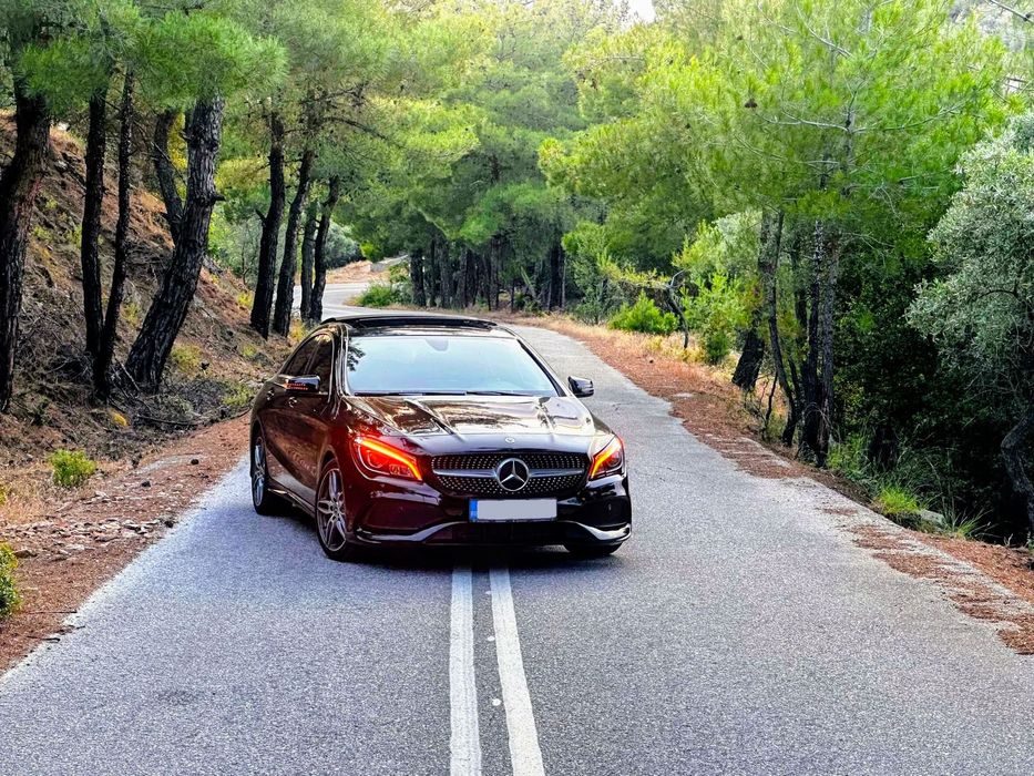 Mercedes-Benz CLA 220 Mercedes-Benz CLA 220 4 matic AMG line