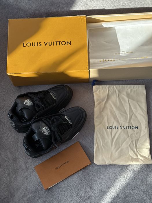 LV skates negrii mărmea 45