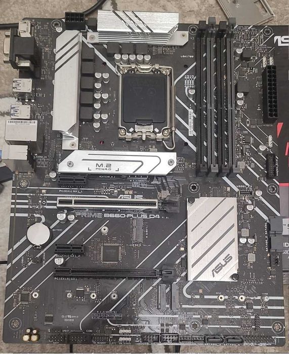 Placa de baza ASUS PRIME B660-PLUS D4 , soket 1700  , si procesor