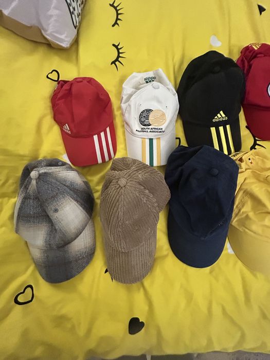 Sepci barbat diverse culori