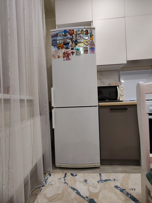 Продам холодильник б/у