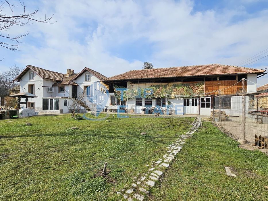 Продава се Къща в с. Долна Липница, Област Велико Търново - 145 кв.м за 363 €/кв.м - Снимка #1