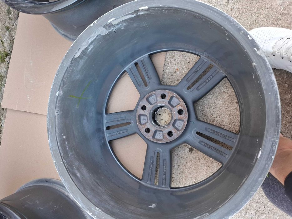 Джанти с гуми  R18 5X112