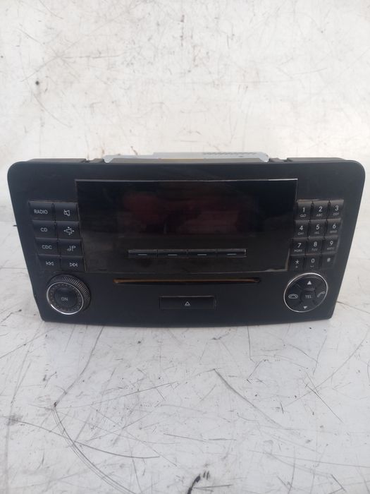 Радио Mercedes ML W164