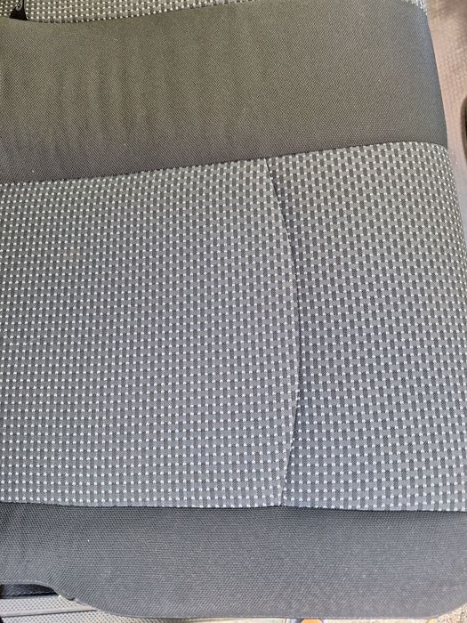 Curatare tapiterie ( auto, canapele, fotolii, saltele, etc.)