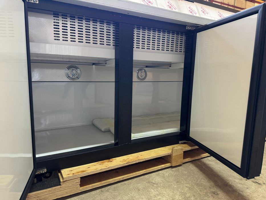 Vitrină frigorifică orizontală 2.5 m, 1000L, vitrină carne și mezeluri