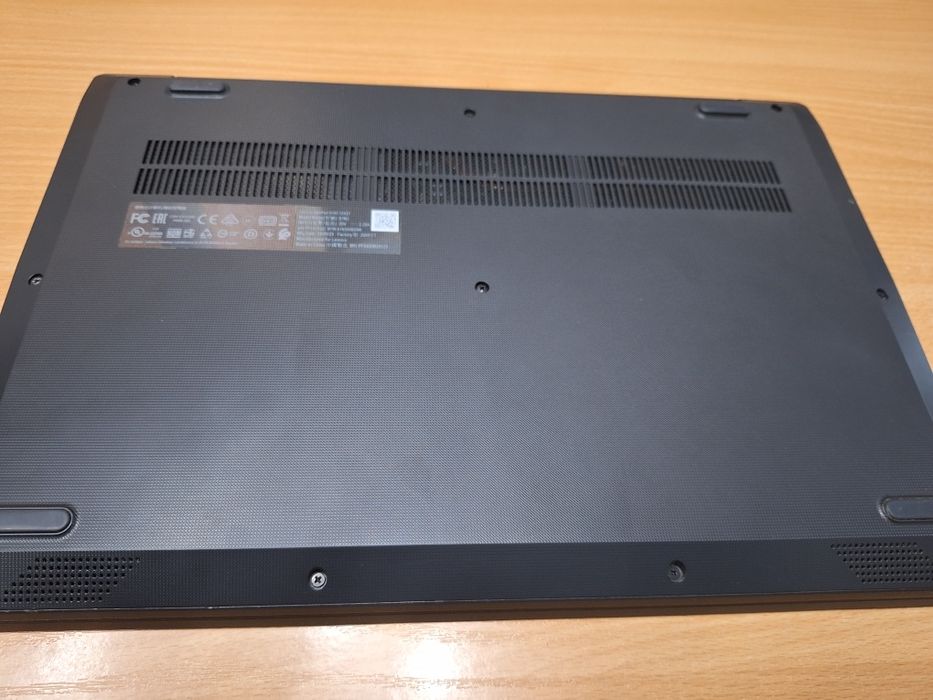 Laptop Lenovo Ideapad S145-15AST