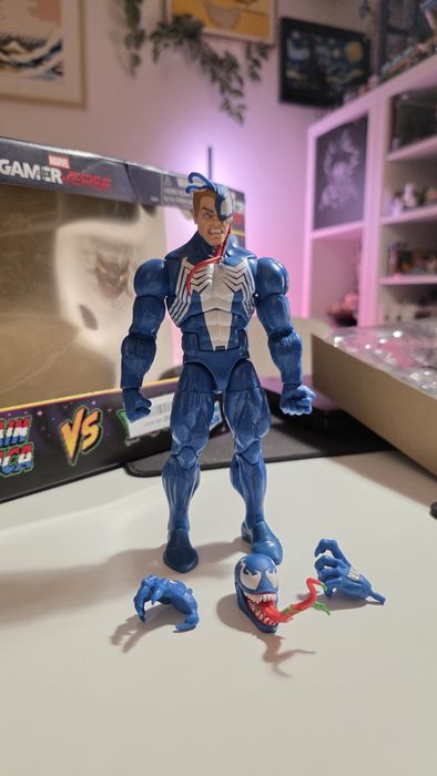 Venom Gamerverse Marvel Legends