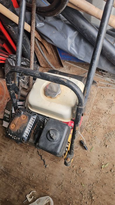 тромбовщик HONDA, бензиновый