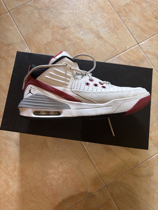 Маратонки Nike AIR Jordan