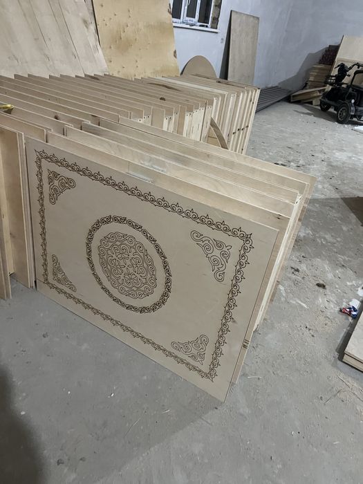 Продам стул круглый, квадратный