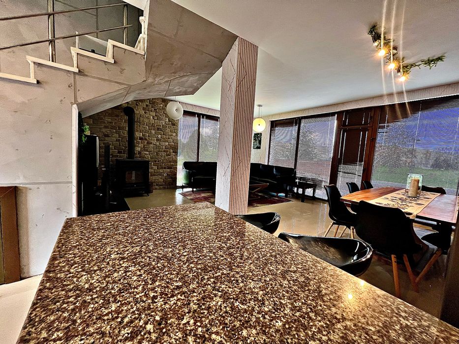 Двуетажна Къща напълно обзаведена в комплекс  “Light Haouse Golf & Spa” край Балчик.