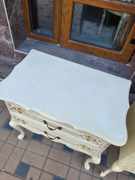 Красиваи шкафчета 036