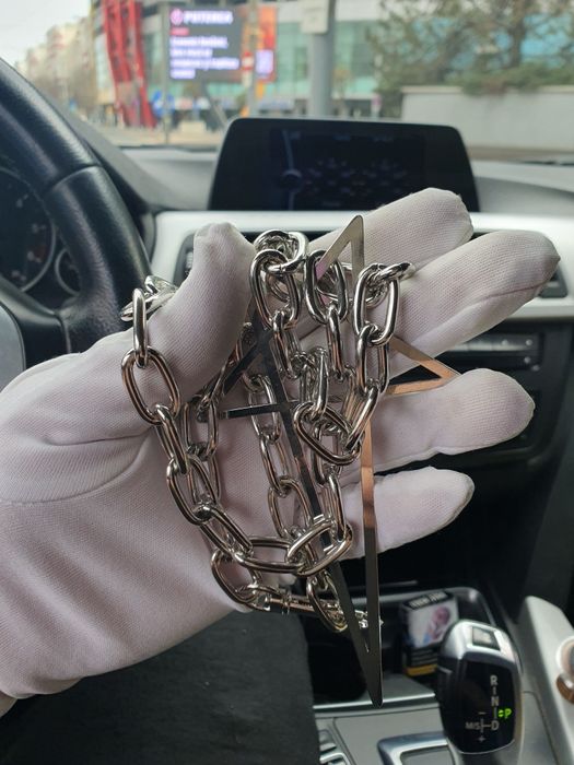 Lanț cu pentagramă