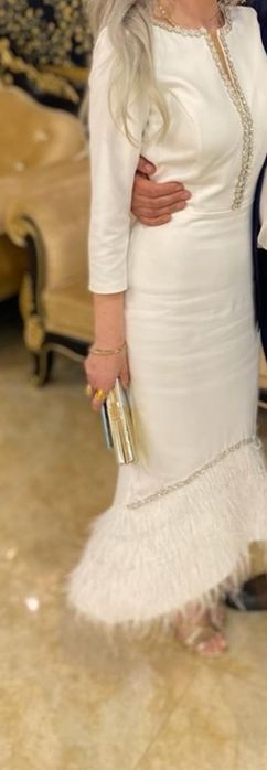 Rochie de gala alba cu pene S-M