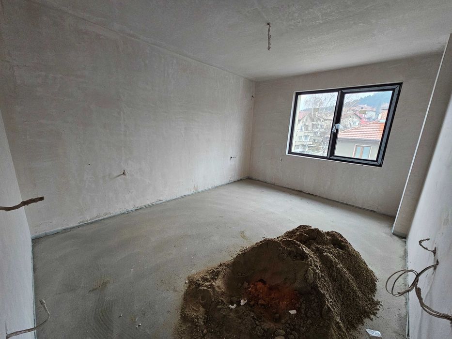 Дава се под наем Двустаен апартамент в Велинград - 68 кв.м за 68000 € - Снимка #3