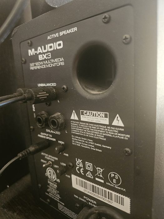 M-AUDIO BX3 3.5 120w