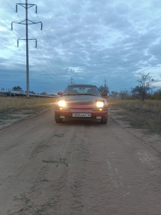 Продам Мазду 323 bg слипая