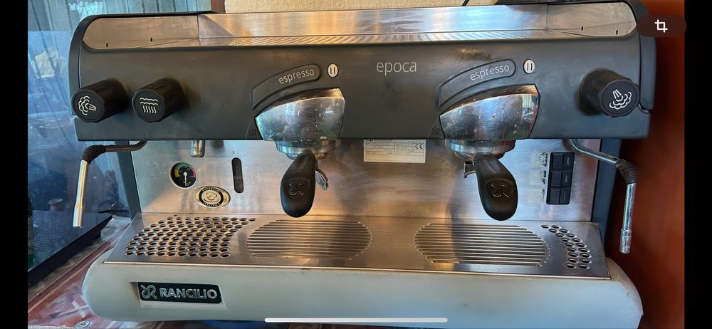 Vand aparat cafea cu tot cu râșniță Rancilio
