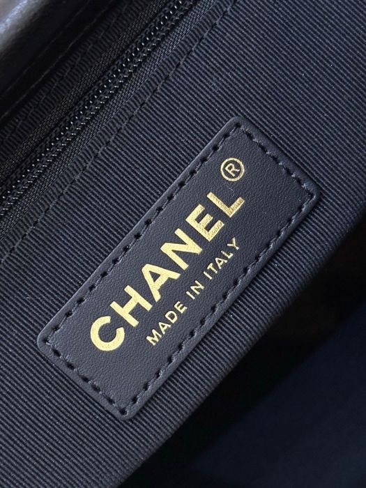 Чанта Chanel естествен велур