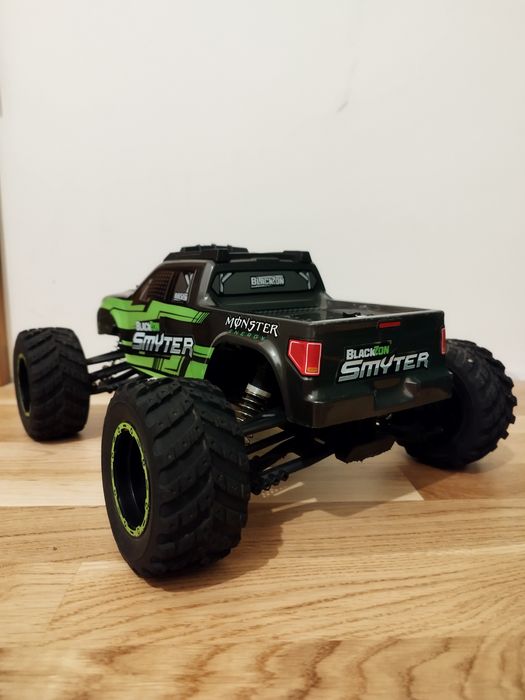 RC кола 4x4 + ъпгрейд комплект