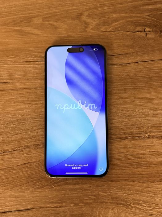 Vând iPhone 15 Pro Max – Natural Titanium 256 GB– Stare perfectă