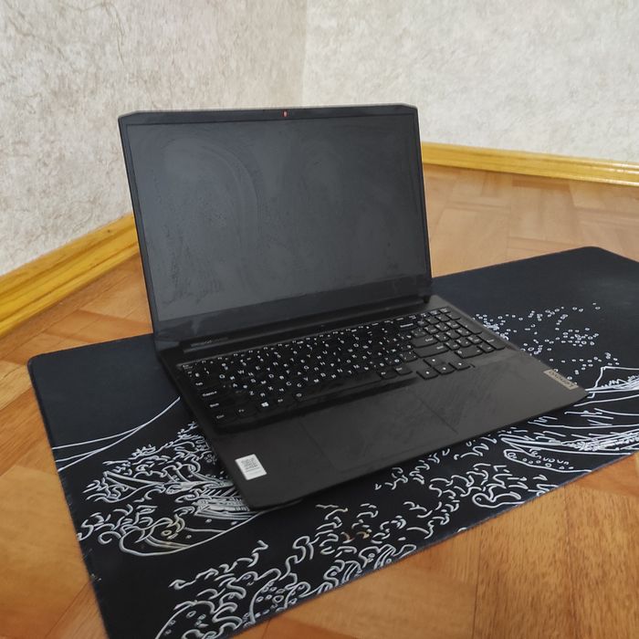 Рабочий-игровой ноутбук