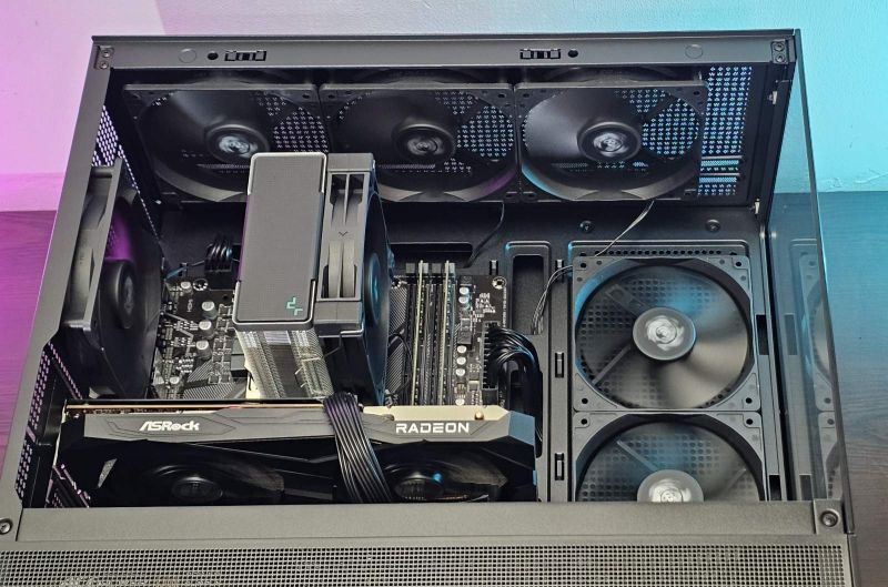 RX 6600 / Ryzen 7 5700X / 16GB DDR4 / 1TB NVMe DR6600700X-1 НОВ