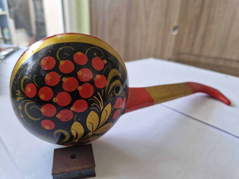 Декоративна руска лъжица в стил Хохлома