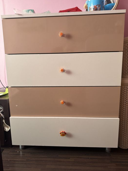 Детско легло с матрак и скрин