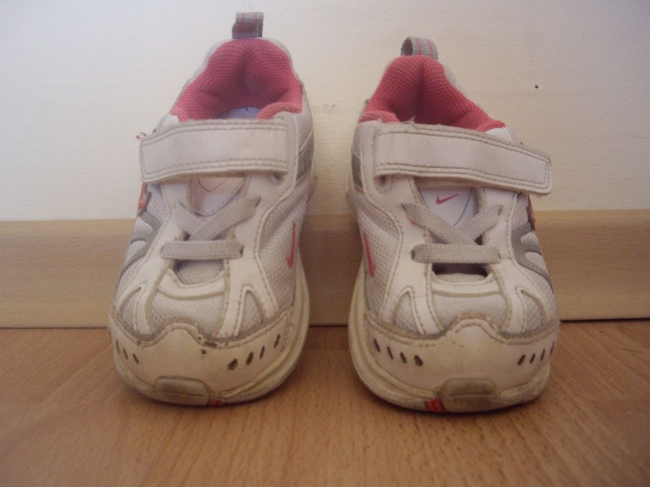 Номер 22- 8 лв./чифт