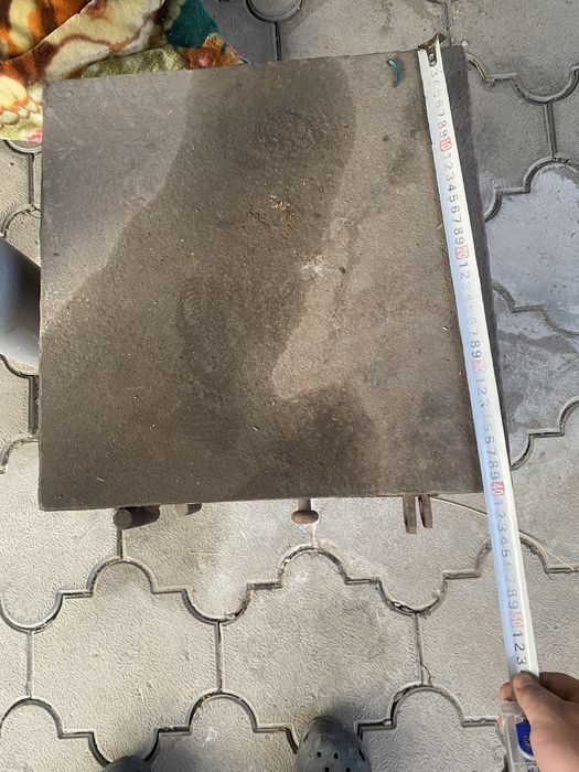 Продам сейф маленький