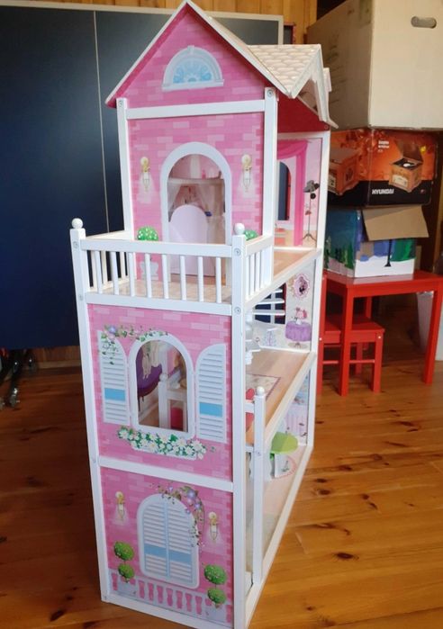 Casuta mare de papusi Moni Aria din lemn casa lui Barby 15piese