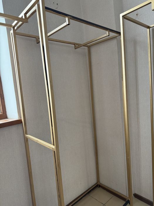 Стеллаждар сатылады.Оборудование