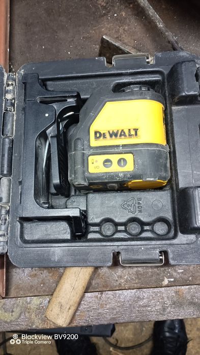 Лазерный уровень девольт DeWalt