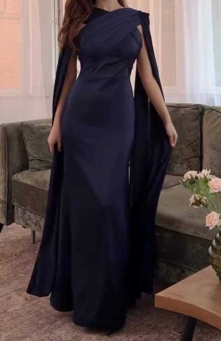 Элегантное вечернее платье