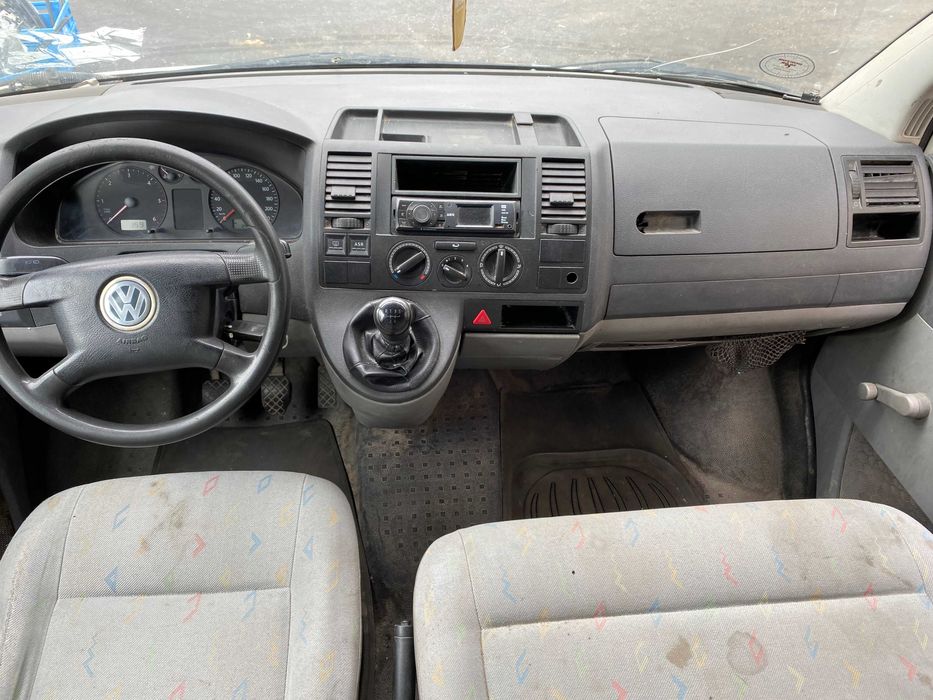 dezmembrez vw T5 1.9tdi/far vw t5/trager vw t5/usi t5/usa culisanta t5