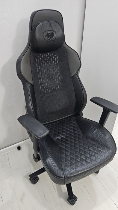 Продам игровое кресло Cougar Nxsys Aero