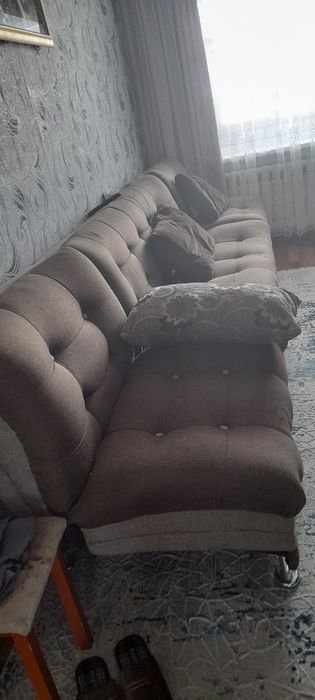 Диван гостиной хороший состьяни