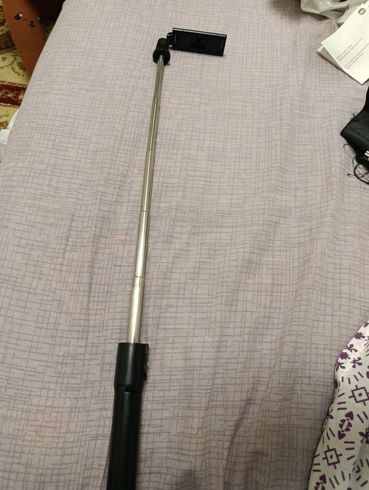 Селфи палка в хорошем состоянии